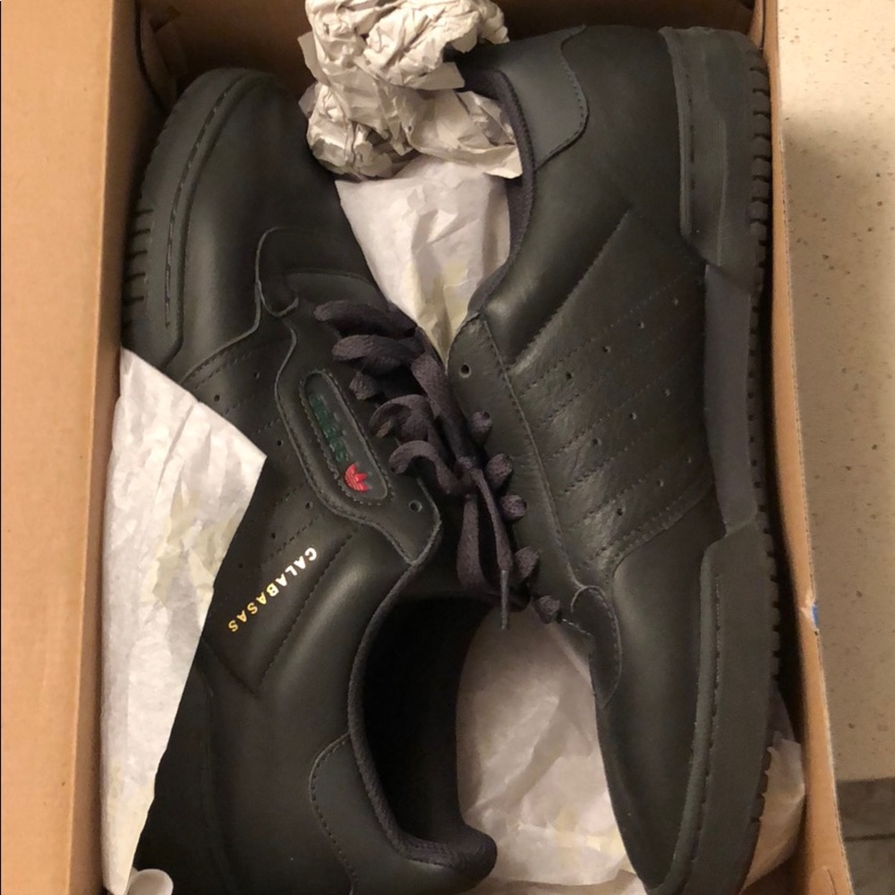 Used Yeezy powerphase